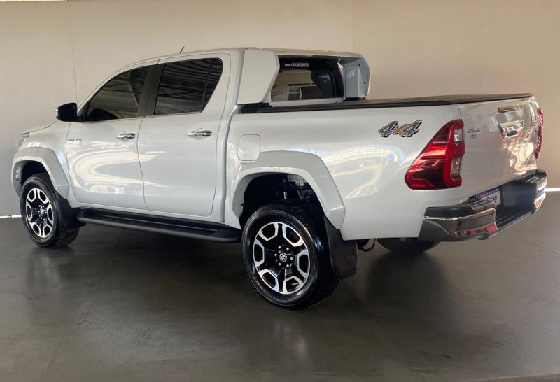 TOYOTA - HILUX SRX PLUS AUT. - 2025/2025 