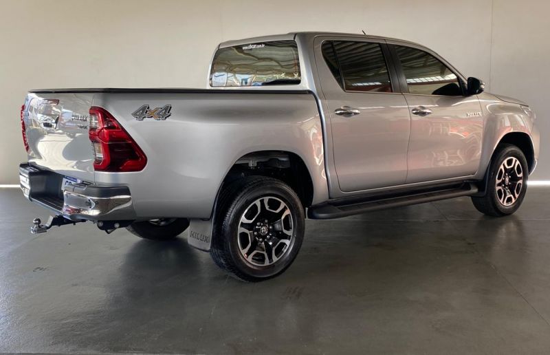 TOYOTA - HILUX SRX CD AUT. - 2020/2021 